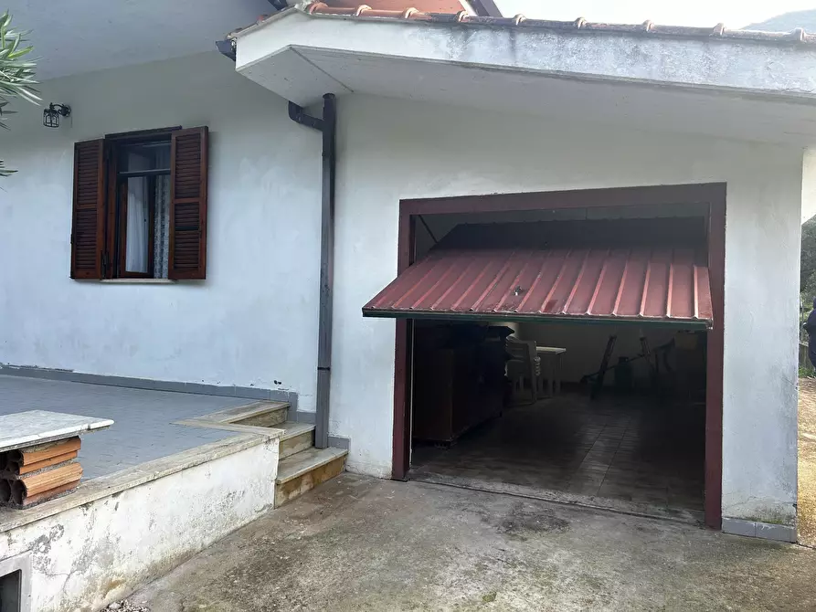 Immagine 8 di Villa in vendita  in Via Cesalunga 25 a Terracina