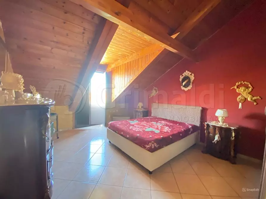 Immagine 5 di Trilocale in vendita  a Giugliano In Campania