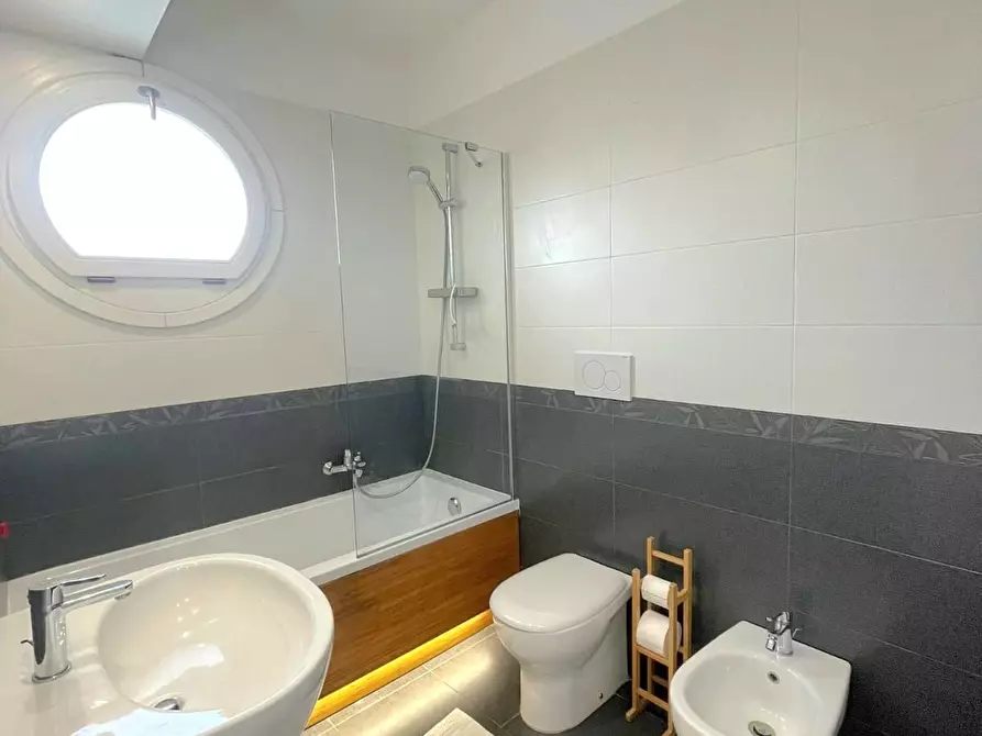 Immagine 39 di Attico in vendita  in Via Potenza 19/F a Lecce