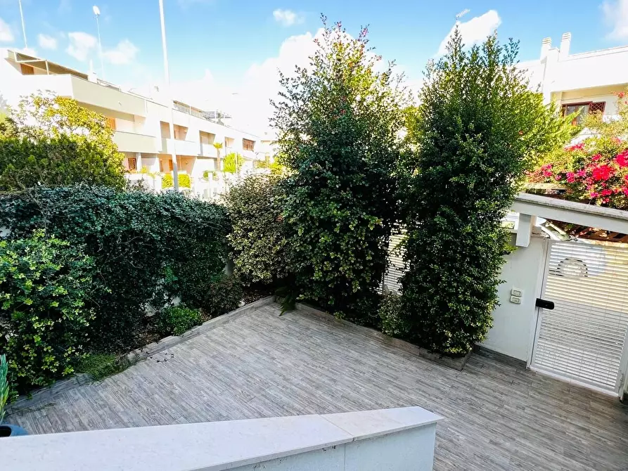 Immagine 9 di Villetta a schiera in vendita  in Via Michele Massari 13 a Lecce