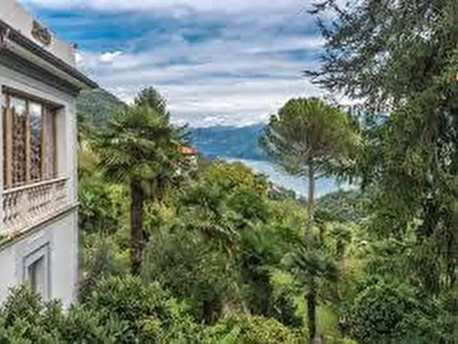 Immagine 8 di Villa in vendita  in Via Milano 6 a Dizzasco