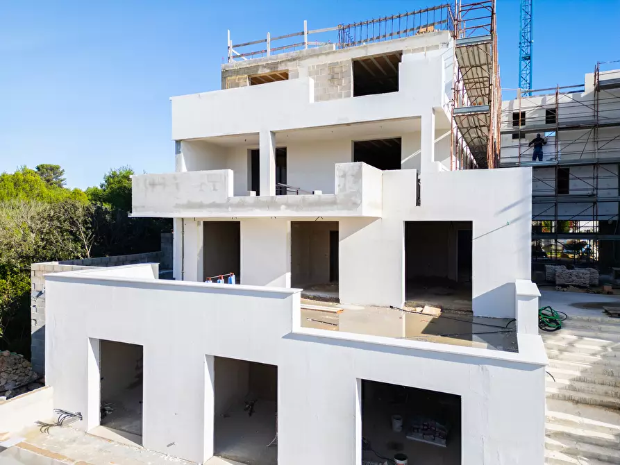 Immagine 52 di Trilocale in vendita  in Via Ugo Foscolo 34 a Castrignano Del Capo