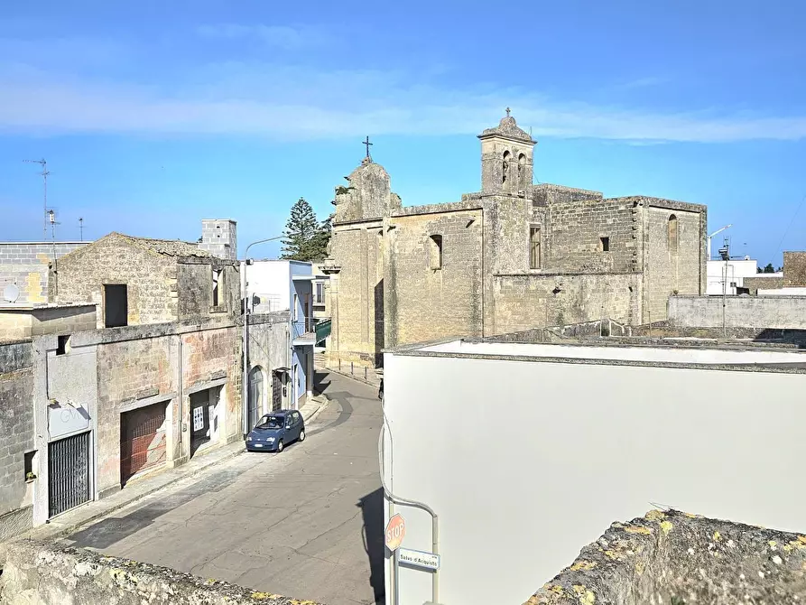 Immagine 1 di Casa indipendente in vendita  in Via Vittorio Emanuele 25 a Castri Di Lecce