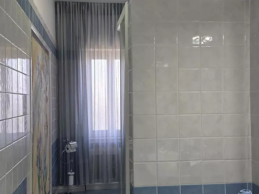 Immagine 13 di Quadrilocale in affitto  in Via Candido de Angelis 3 a Anzio