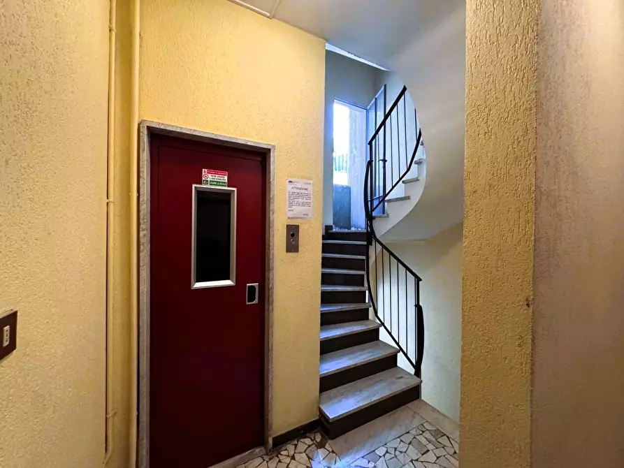 Immagine 32 di Monolocale in affitto  in Via Dei Tulipani 1 a Milano