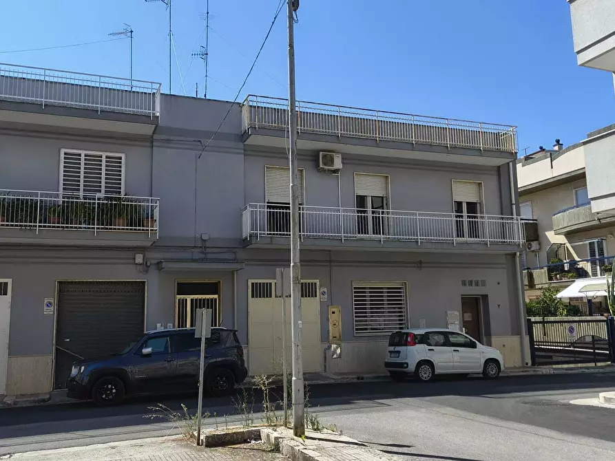 Immagine 6 di Appartamento in vendita  in Via Vincenzo Fato a Castellana Grotte