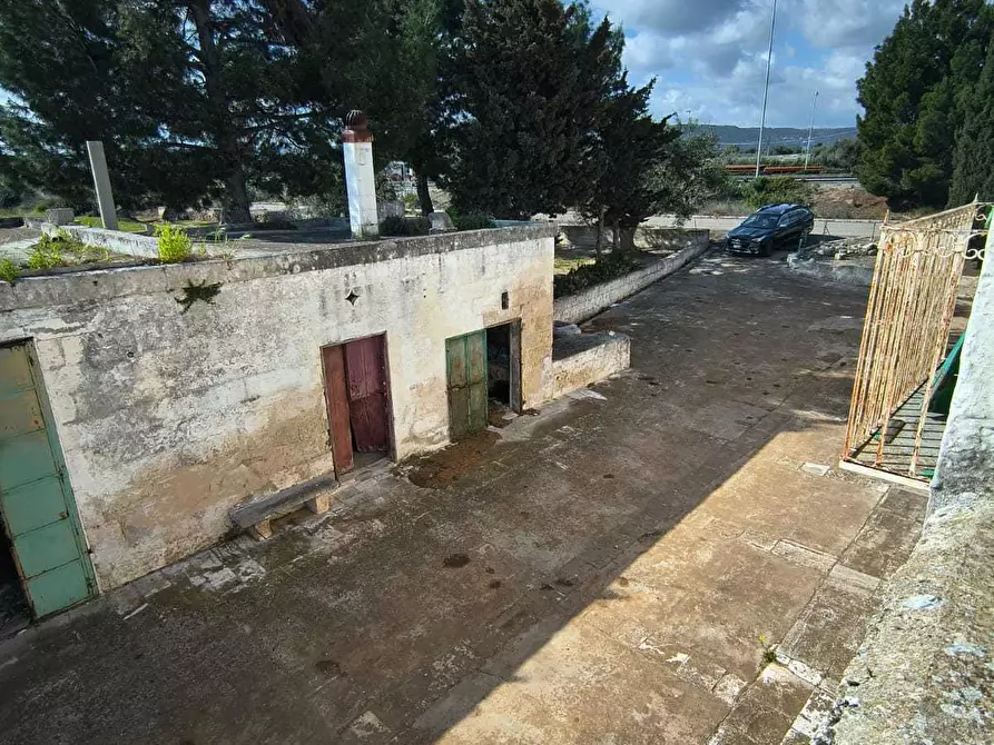 Immagine 38 di Villa in vendita  in Viale Aldo Moro a Monopoli