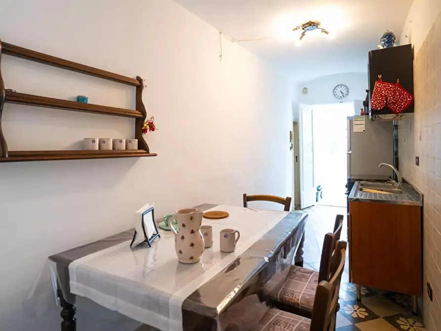Immagine 8 di Casa indipendente in vendita  in Vico Campanella 6 a Monopoli