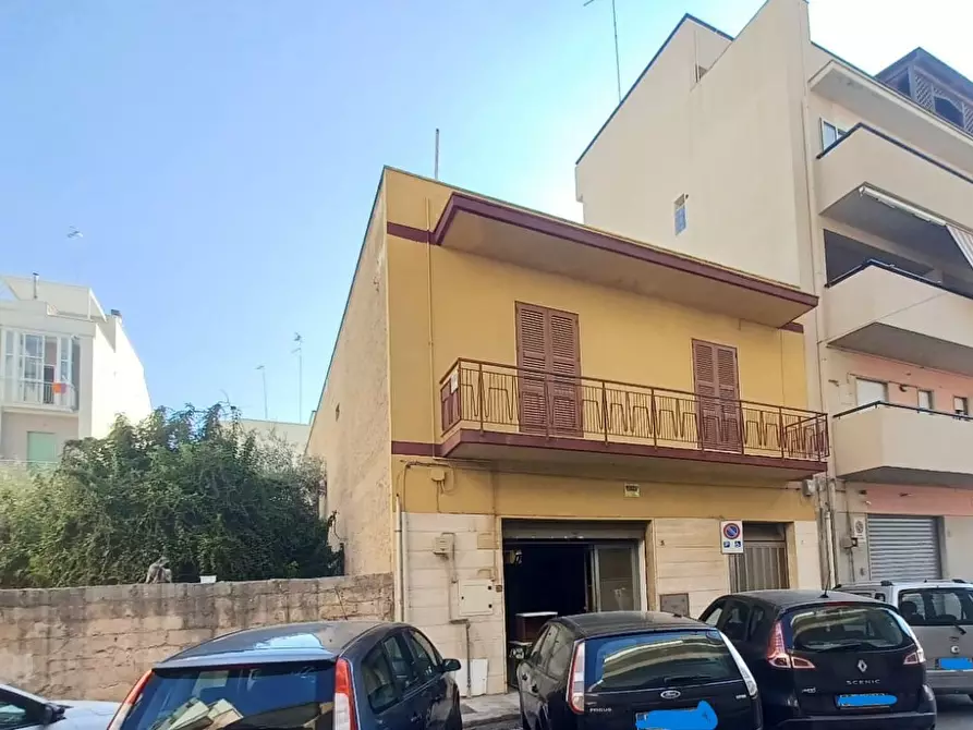 Immagine 1 di Casa indipendente in vendita  a Monopoli