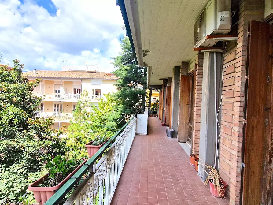 Immagine 5 di Pentalocale in vendita  in Via michele Pironti 1/B a Avellino