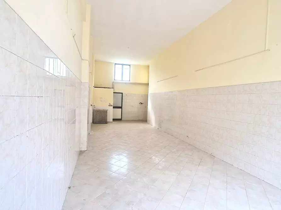 Immagine 4 di Bar / Ristorante in vendita  in via francesco tedesco 32 a Avellino