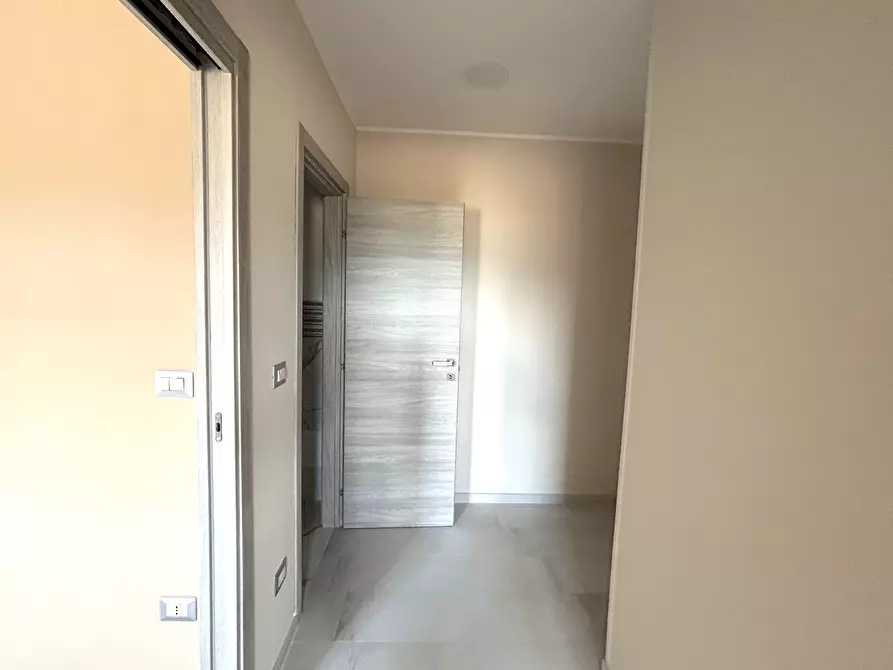 Immagine 19 di Quadrilocale in vendita  in Via Tagliamento 165 a Avellino