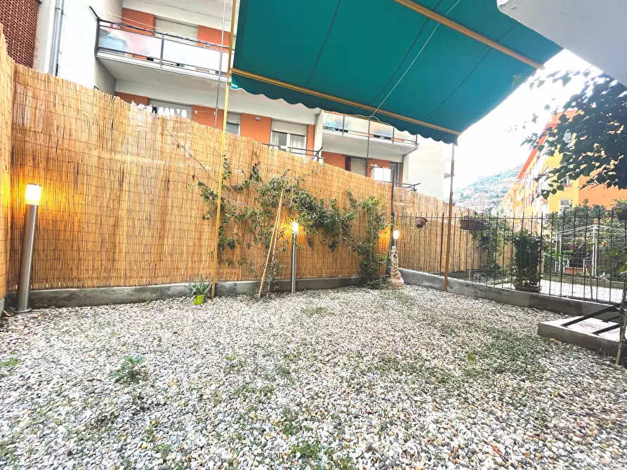 Immagine 1 di Trilocale in vendita  in Piazzale Goffredo Mameli 8 a Recco