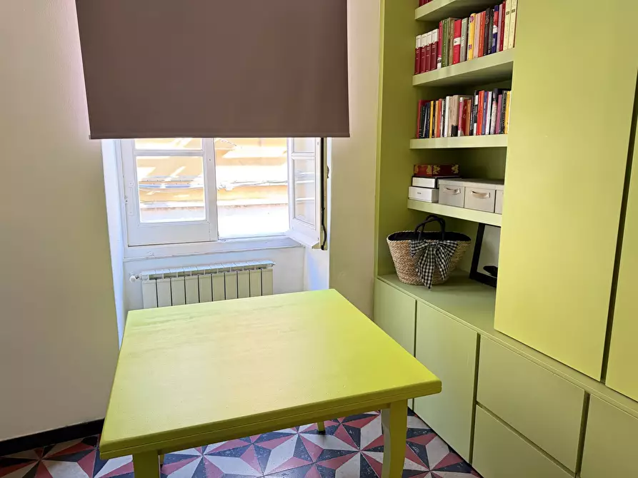 Immagine 17 di Trilocale in vendita  in Piazza Luni a Sarzana