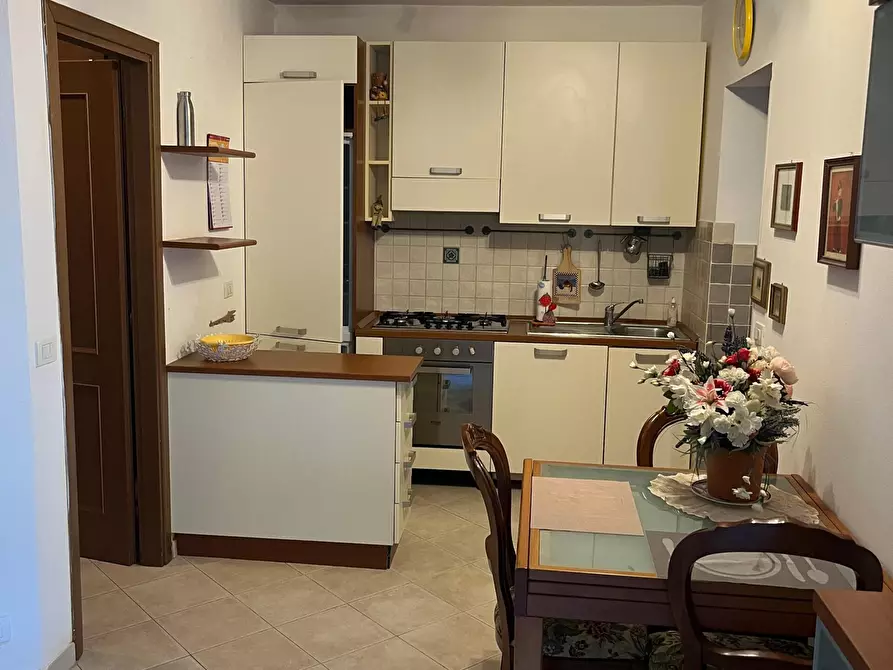 Immagine 2 di Bilocale in vendita  in Via Ameglia a Arcola