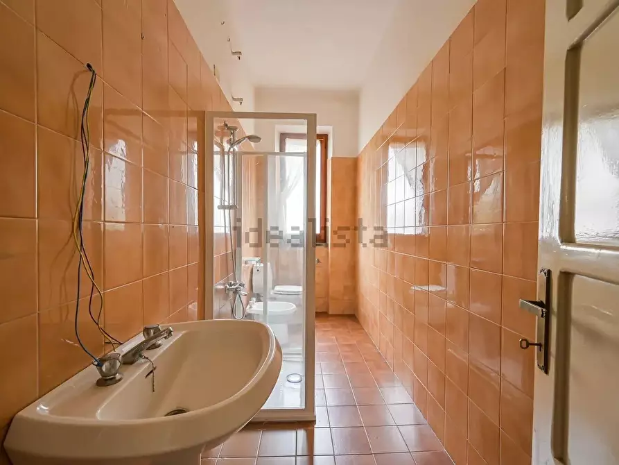 Immagine 25 di Casa bifamiliare in vendita  a Sarzana