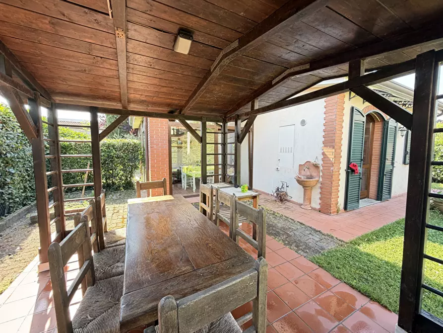 Immagine 25 di Terratetto in vendita  a Sarzana