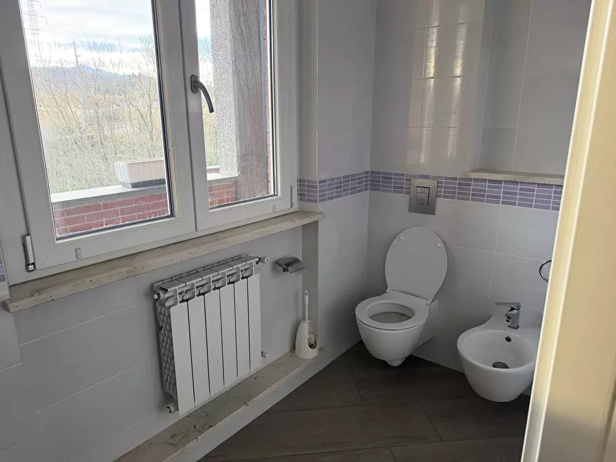 Immagine 10 di Casa bifamiliare in vendita  a Sarzana