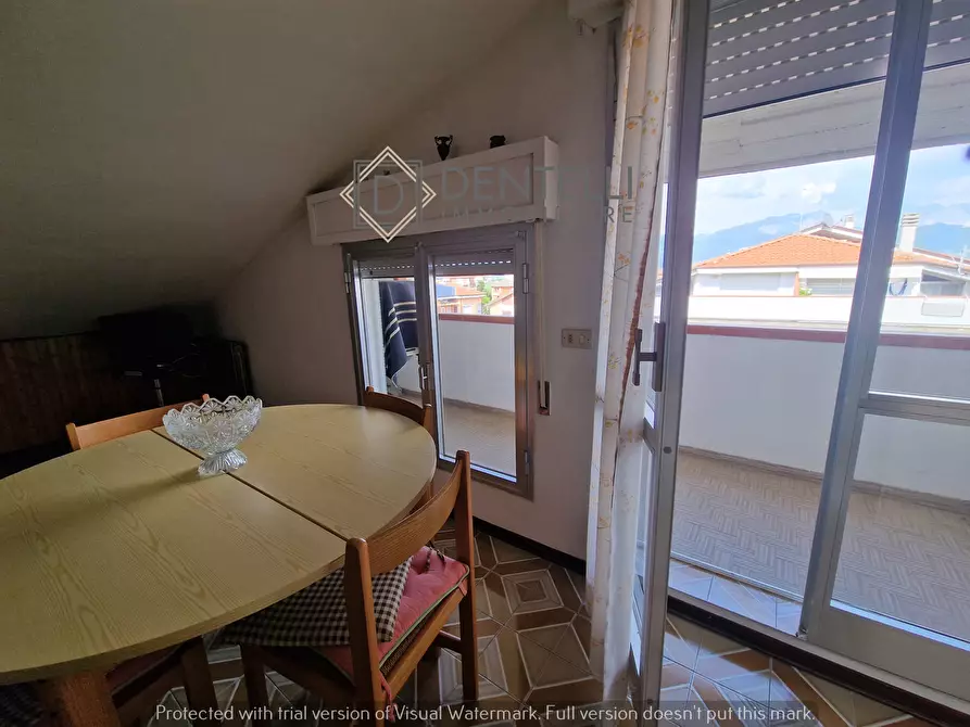 Immagine 14 di Mansarda in vendita  a Ameglia