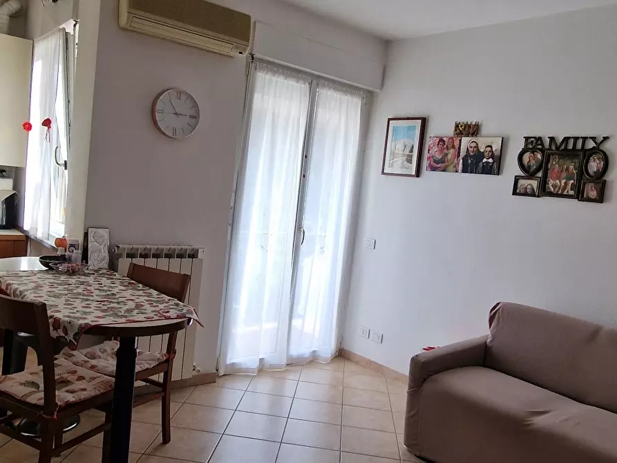 Immagine 9 di Bilocale in vendita  a La Spezia