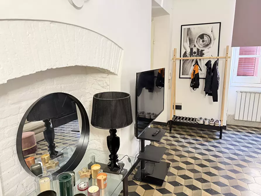 Immagine 4 di Trilocale in vendita  in Piazza Luni a Sarzana