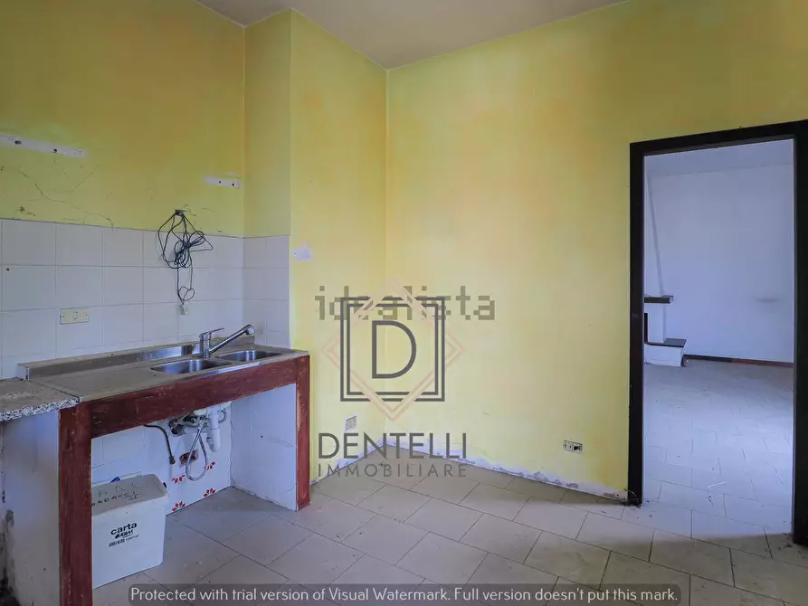 Immagine 3 di Quadrilocale in vendita  a Ameglia