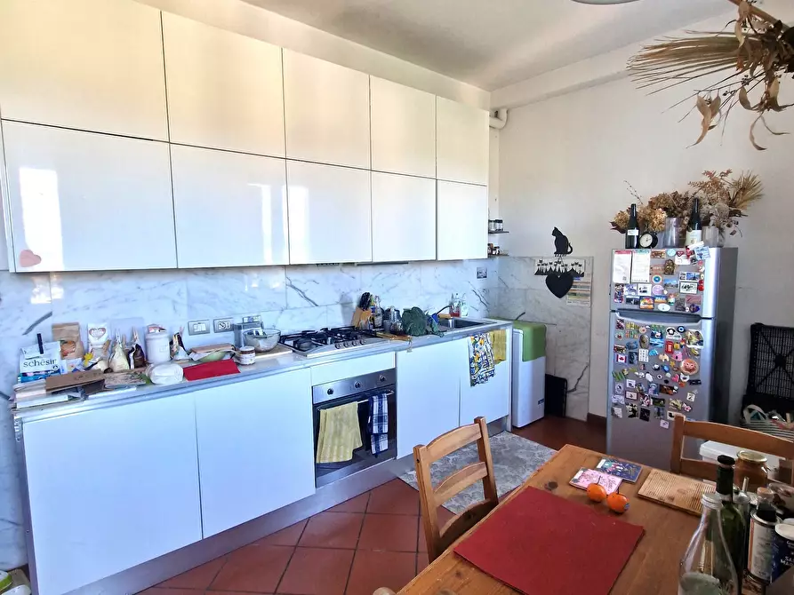 Immagine 6 di Quadrilocale in vendita  a Sarzana