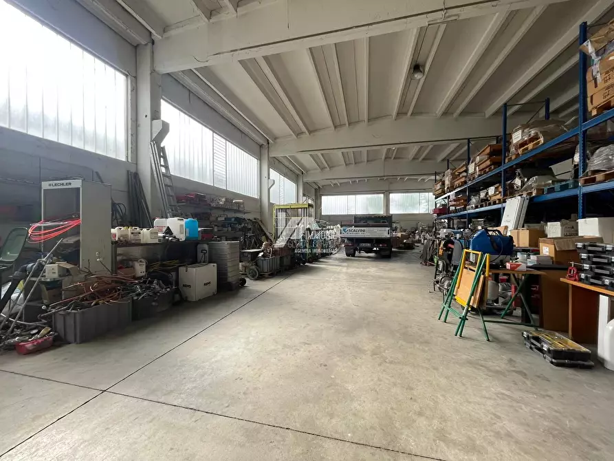 Immagine 4 di Attività artigianale in vendita  in Via dell'Industria 53 a Travagliato