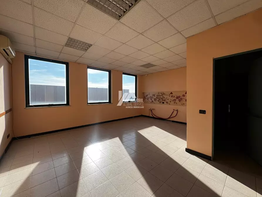 Immagine 16 di Attività artigianale in affitto  in Via Antonio Allegri 93 a Brescia