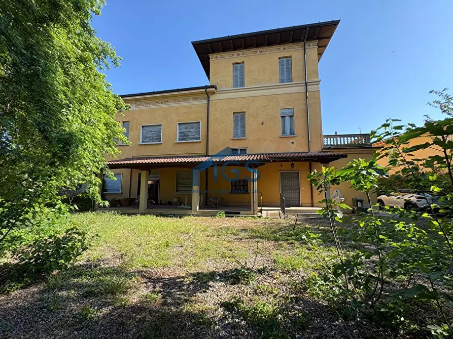 Immagine 5 di Villa in vendita  in Via Minzoni Don 5 a Rovato