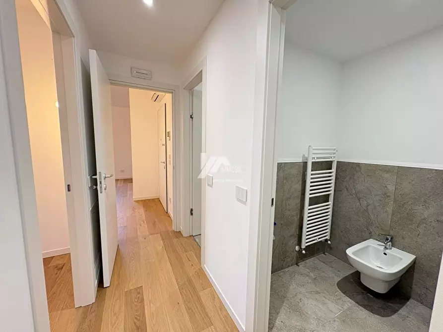 Immagine 9 di Trilocale in vendita  in Via Toscana 55 a Brescia