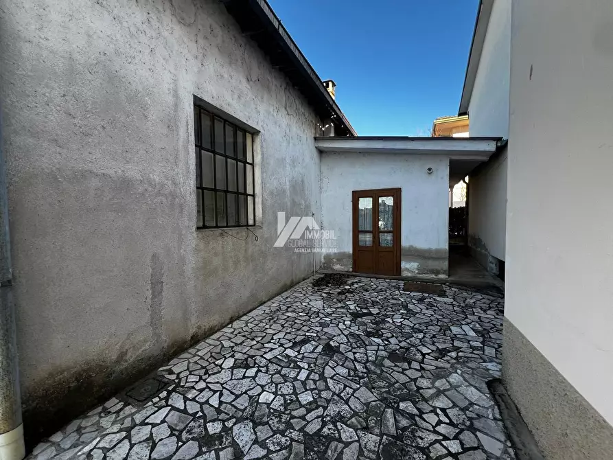 Immagine 22 di Villa in vendita  in Via Stazione a Calcinato