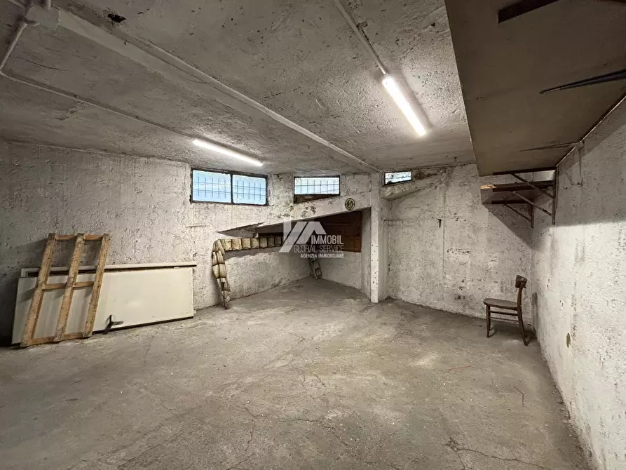 Immagine 7 di Garage in vendita  in Via Valcamonica a Brescia