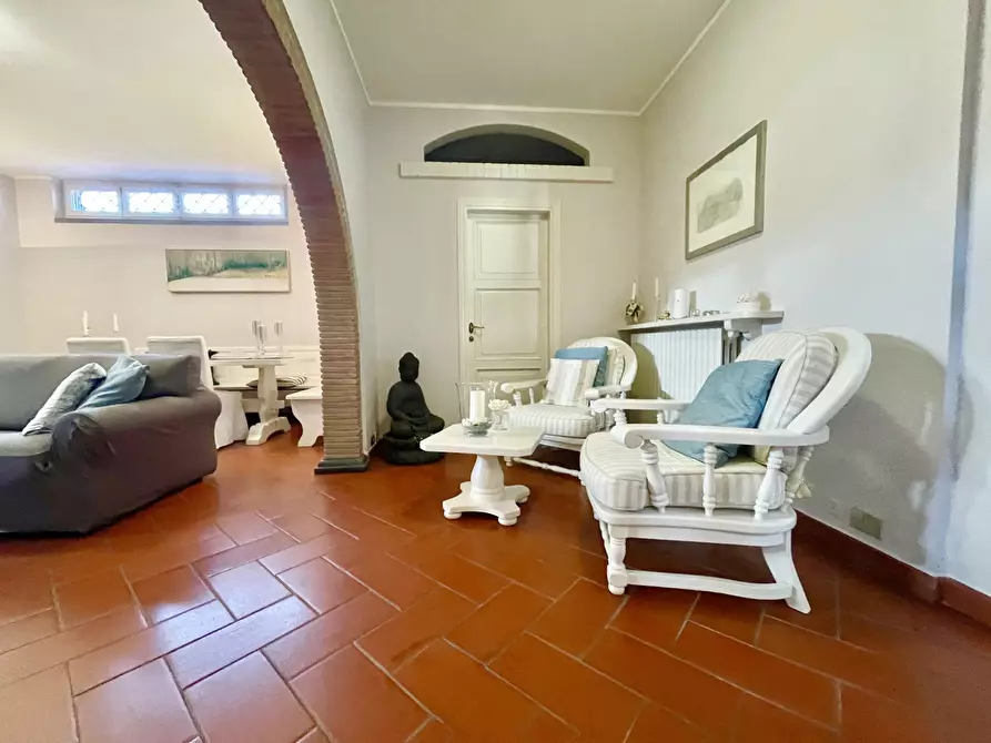 Immagine 6 di Porzione di casa in affitto  a Pietrasanta