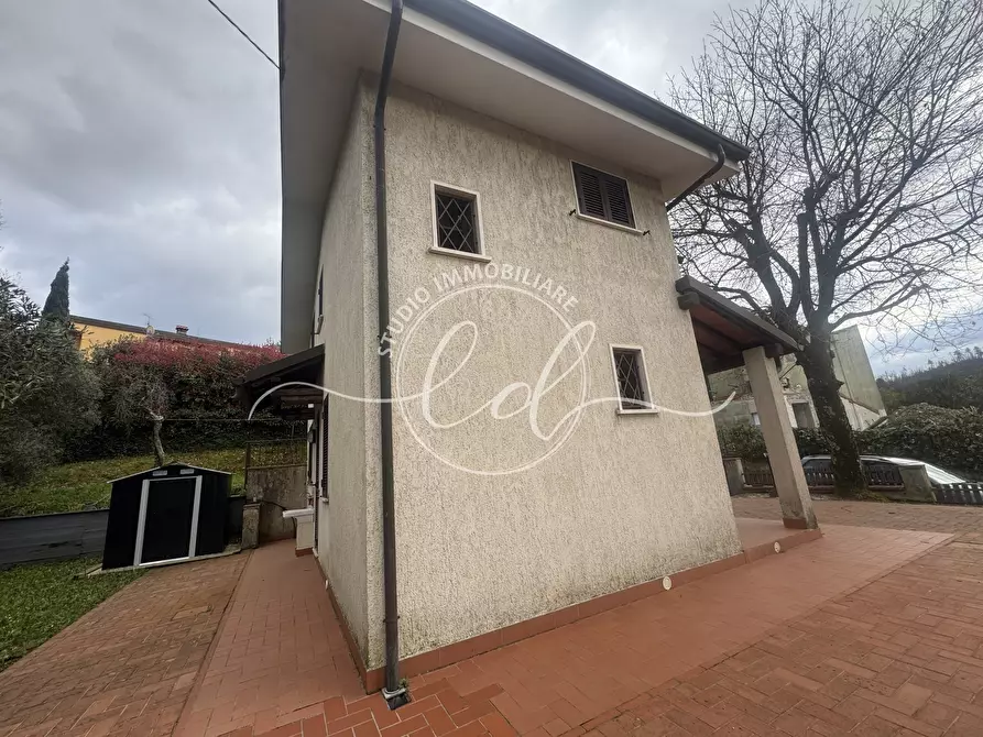 Immagine 17 di Casa indipendente in vendita  a Massarosa