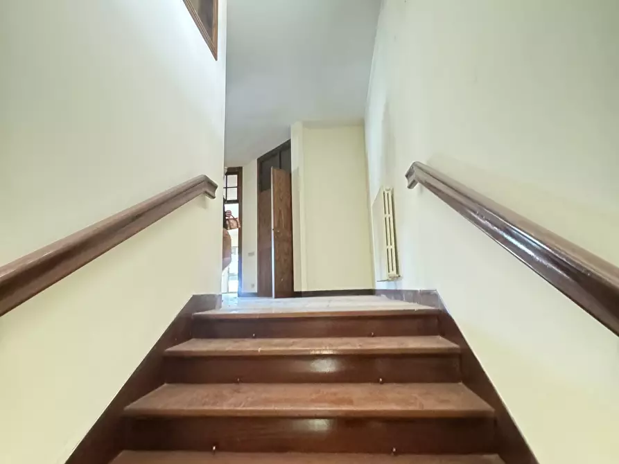 Immagine 79 di Porzione di casa in vendita  a Pietrasanta