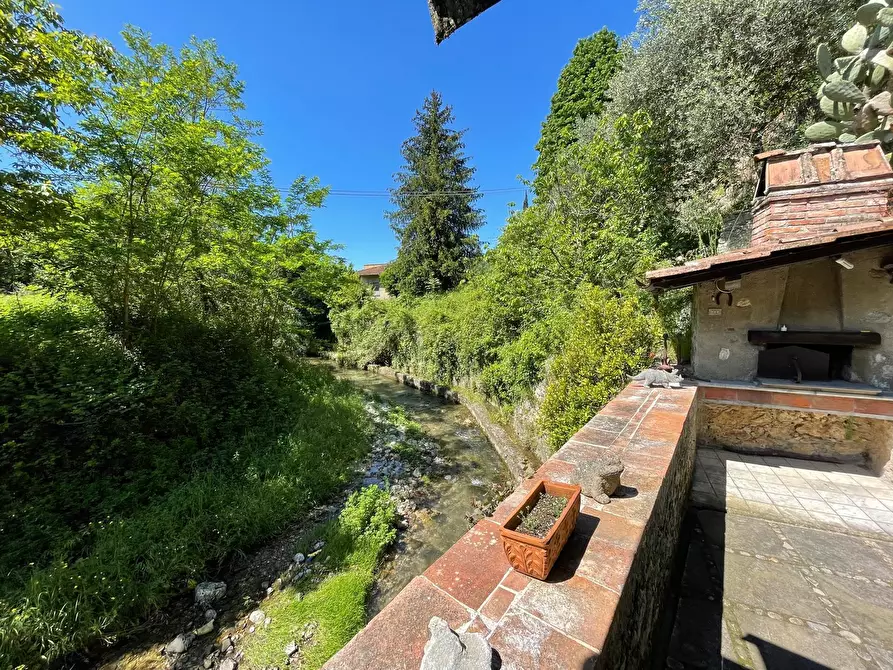 Immagine 6 di Rustico / casale in vendita  a Camaiore
