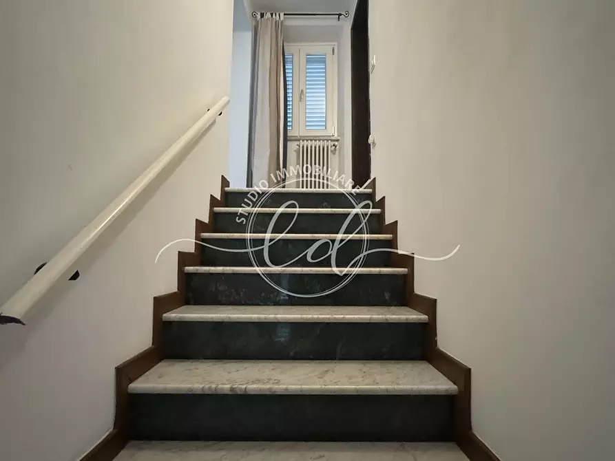 Immagine 47 di Terratetto in vendita  a Seravezza