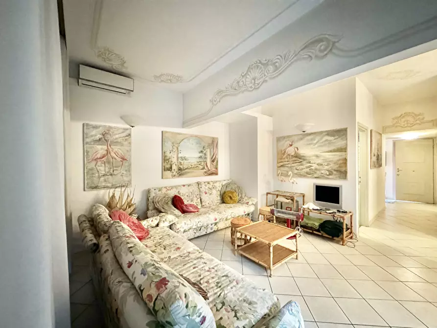 Immagine 34 di Quadrilocale in vendita  a Seravezza