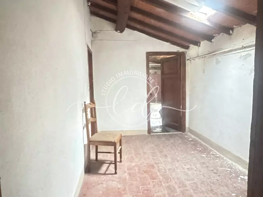 Immagine 58 di Porzione di casa in vendita  a Stazzema