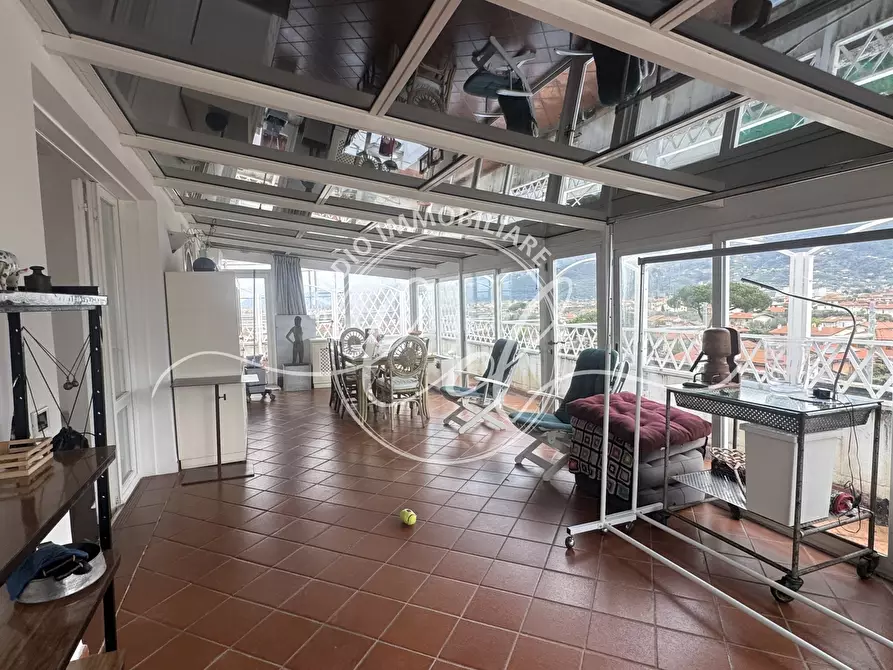 Immagine 16 di Attico in vendita  a Seravezza