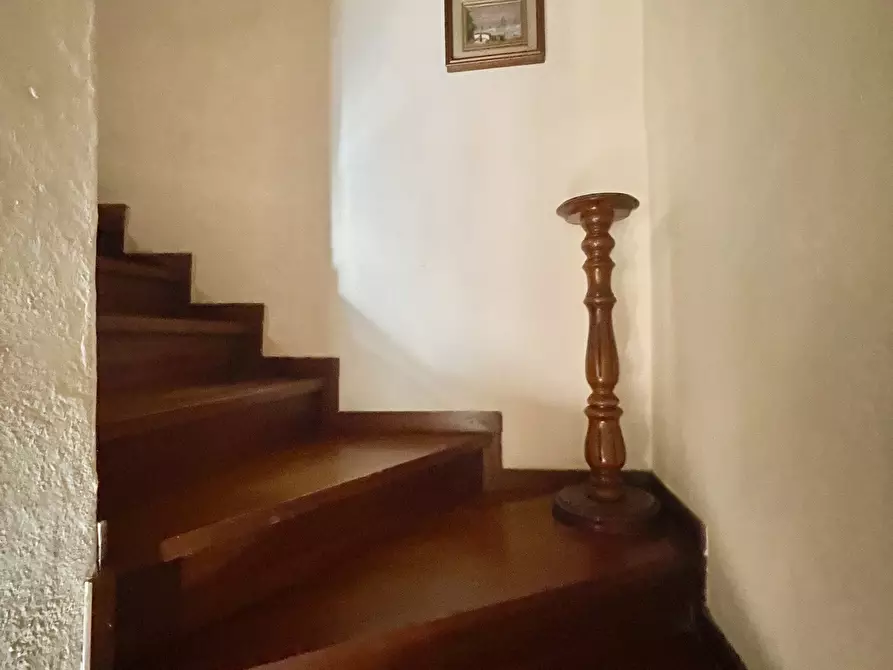 Immagine 19 di Casa bifamiliare in vendita  a Stazzema