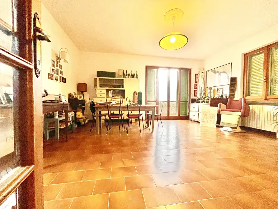 Immagine 16 di Casa indipendente in vendita  a Montignoso