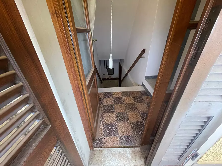 Immagine 53 di Porzione di casa in vendita  a Pietrasanta