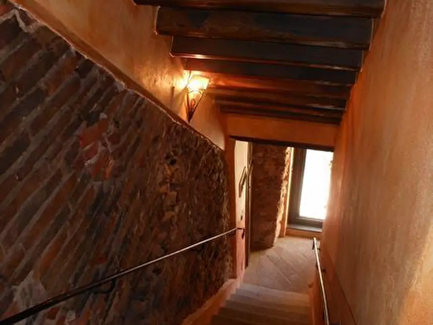 Immagine 3 di Quadrilocale in affitto  a Pietrasanta