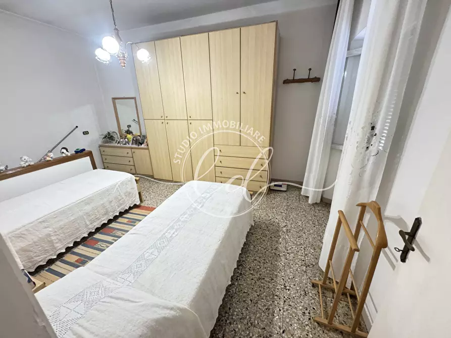 Immagine 31 di Porzione di casa in vendita  a Pietrasanta