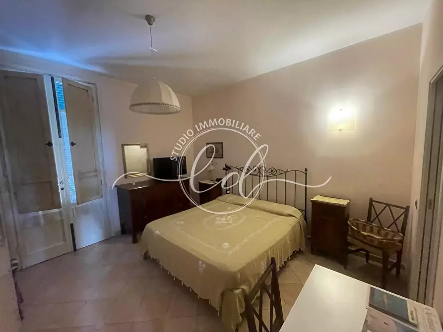 Immagine 19 di Porzione di casa in affitto  a Viareggio