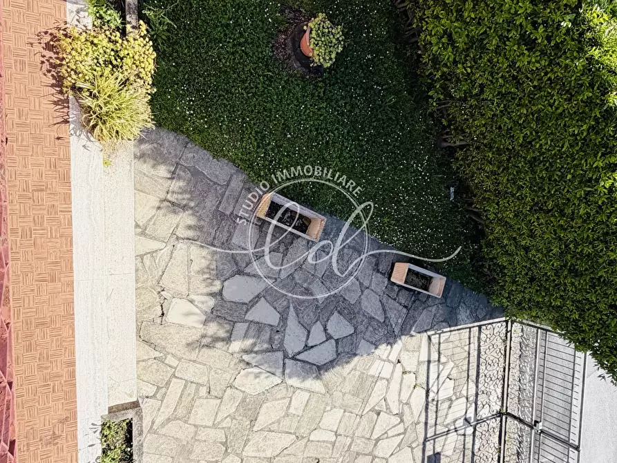 Immagine 55 di Casa indipendente in vendita  a Pietrasanta