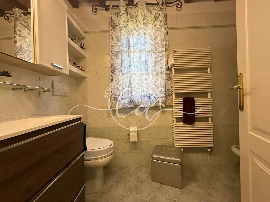 Immagine 20 di Porzione di casa in vendita  a Seravezza