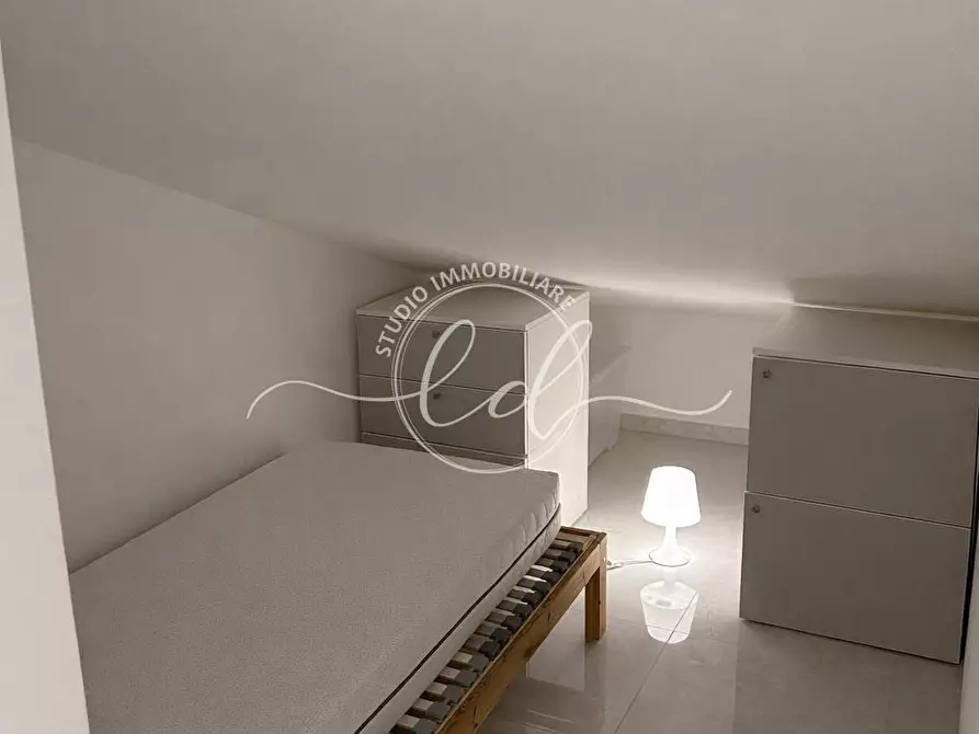 Immagine 27 di Quadrilocale in vendita  a Massa